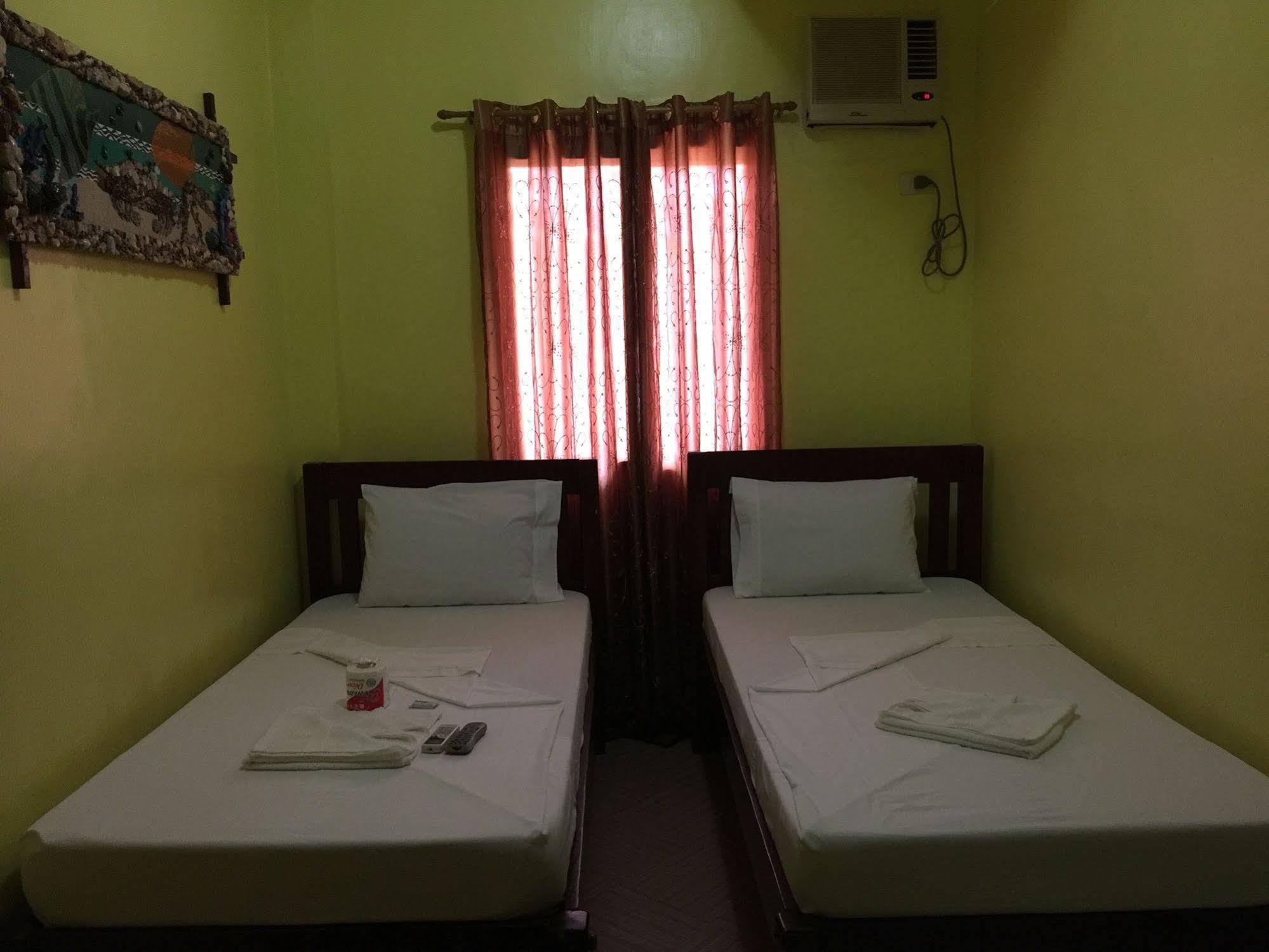 Luis Bay Travellers Lodge Coron Eksteriør bilde