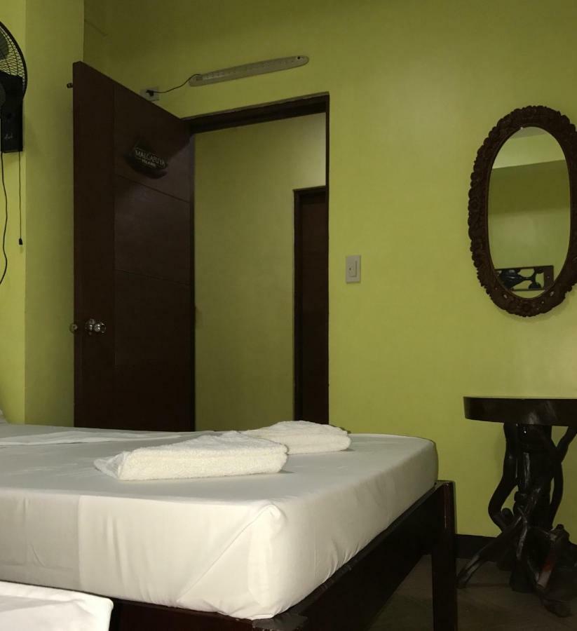 Luis Bay Travellers Lodge Coron Eksteriør bilde